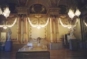 A room in the Musee d'Orsay.