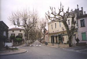 The town center of Viviers.