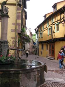 A side alley leading to residences